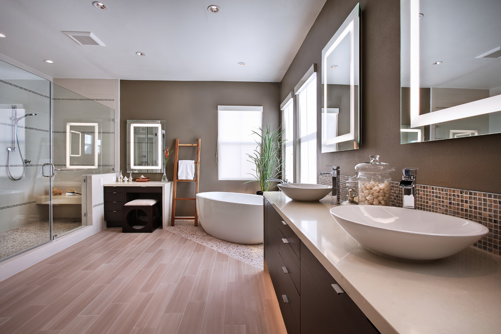 Thiết bị phòng tắm Cotto là sự lựa chọn tối ưu giúp bạn kiến tạo không gian nhà tắm hiện đại, cao cấp.